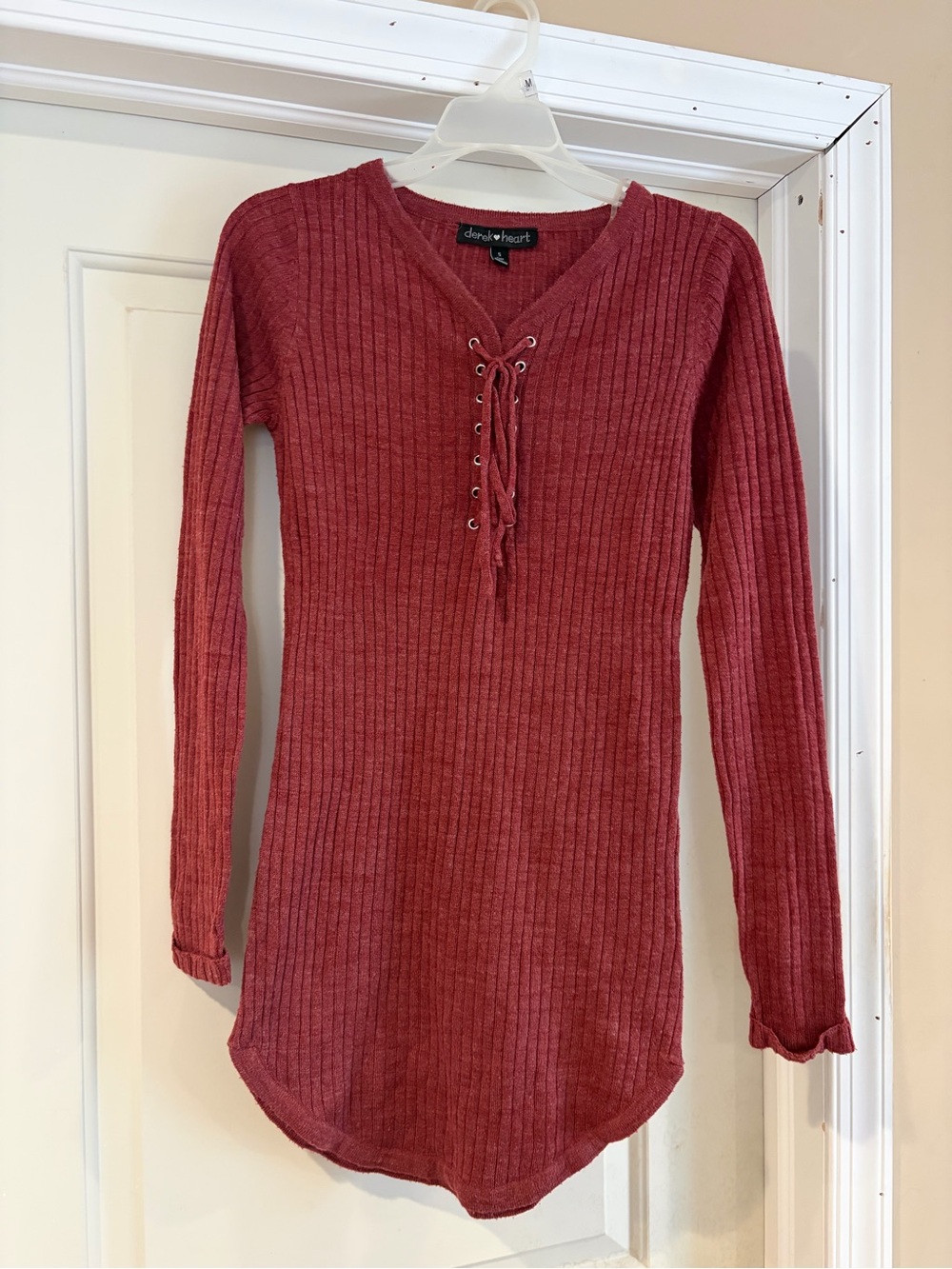 Derek Heart Lace-Up Ribbed Tunic in Rose